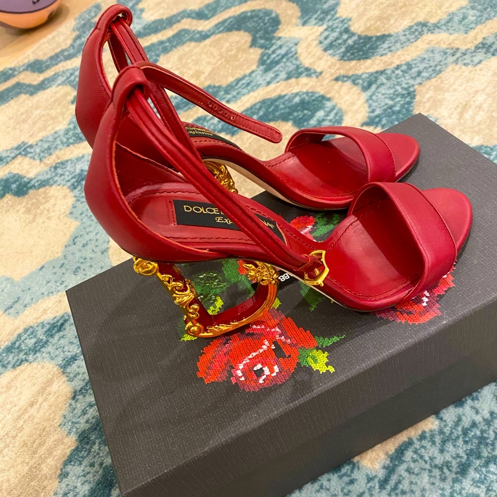 Dark Red Color Leather Devotion Sandal In Pink